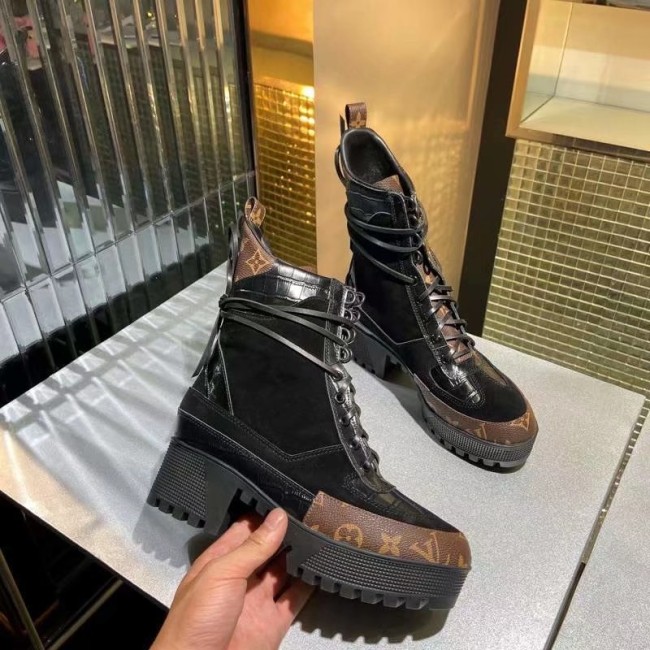 LV Women Shoes 1：1 Quality-945