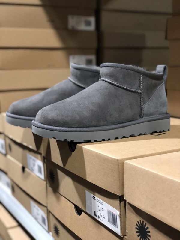 UG Boots Women-250