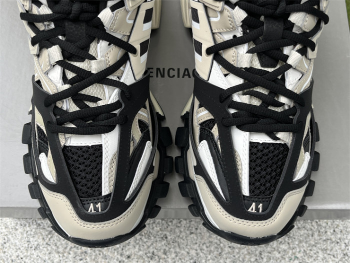 B 17FW Tripe-S High End Sneaker-436