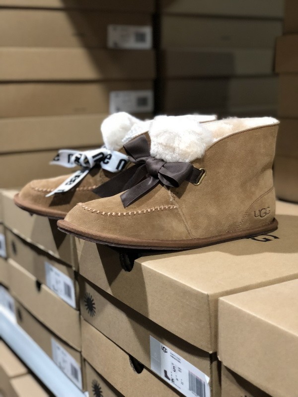 UG Boots Women-230