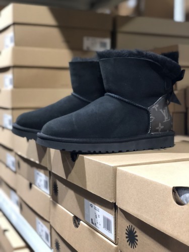 UG Boots Women-217