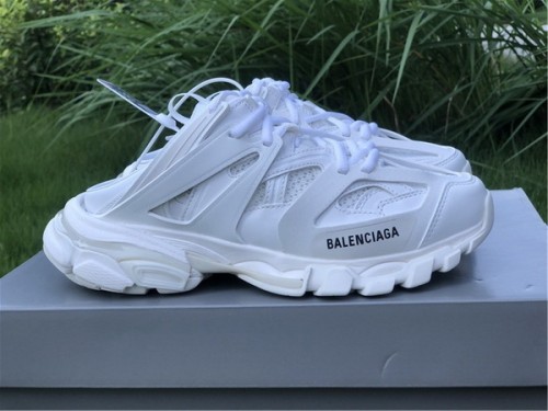 B 17FW Tripe-S High End Sneaker-218