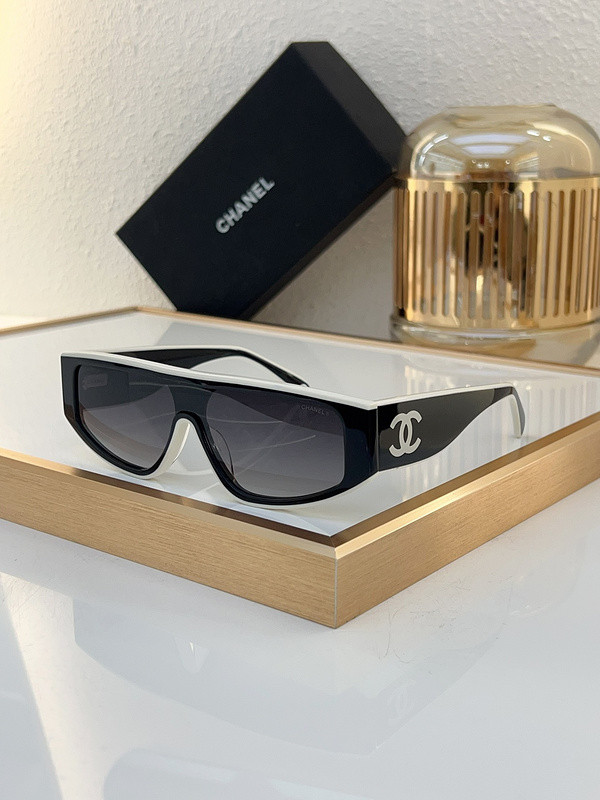 CHNL Sunglasses AAAA-4264