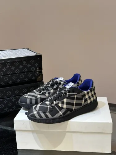 Burberry men shoes 1：1 quality-424