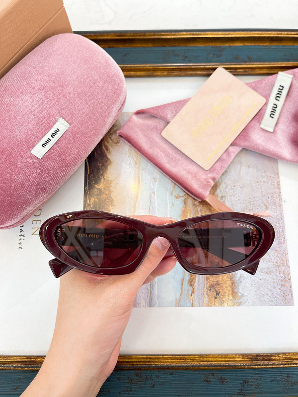 Miu Miu Sunglasses AAAA-1226