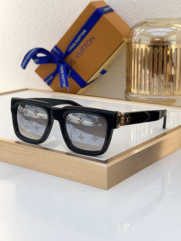 LV Sunglasses AAAA-5037