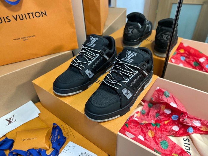 Super Max Custom LV Shoes-3398