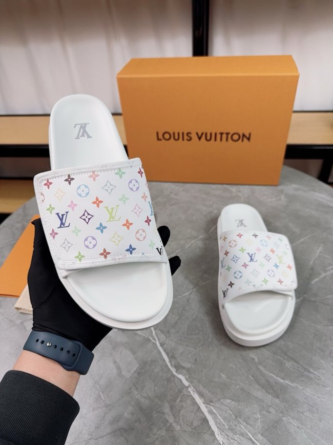 LV Sandals 1：1 Quality-897