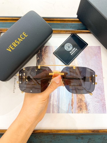 Versace Sunglasses AAAA-3231