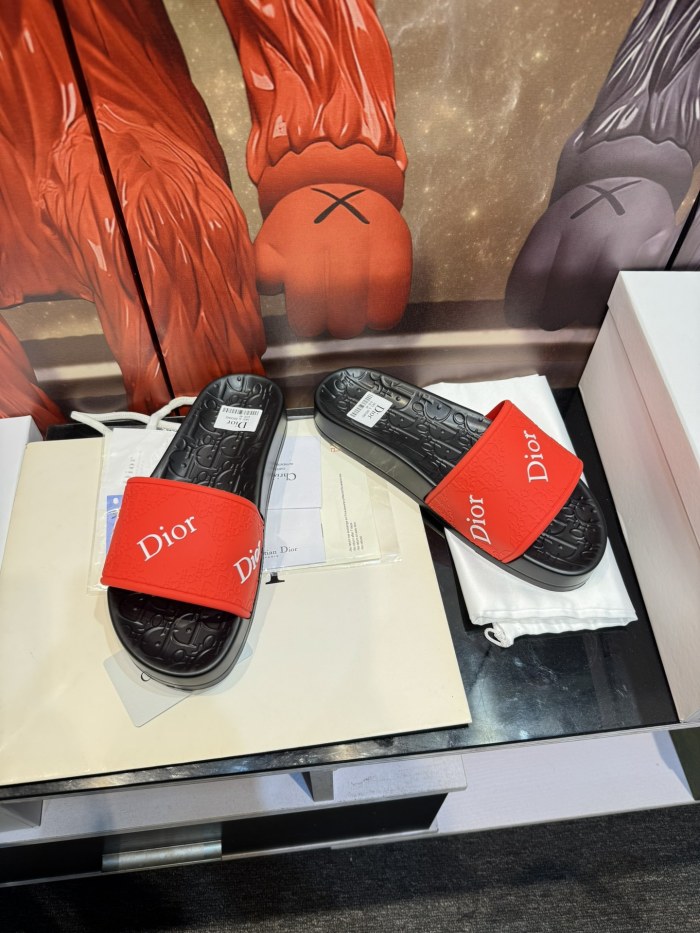Dior women slippers AAA-111