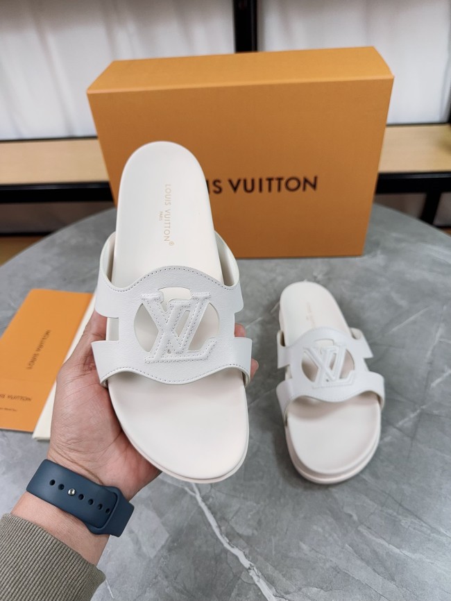 LV women Sandals 1：1 Quality-925