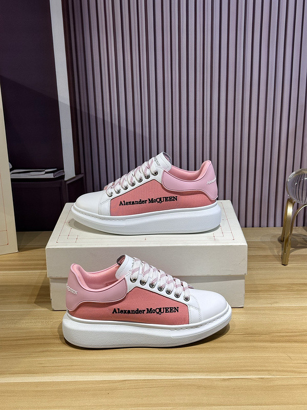 Alexander McQueen Women Shoes 1：1 quality-1091