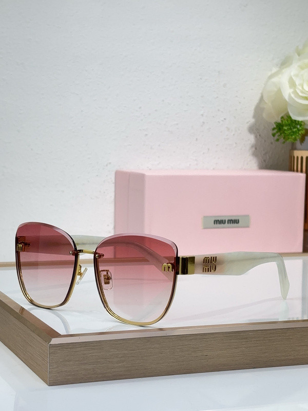 Miu Miu Sunglasses AAAA-1708