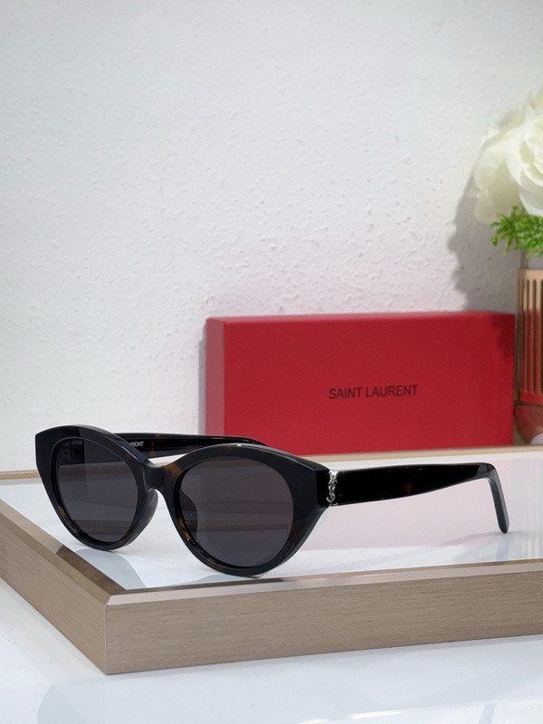 YL  Sunglasses AAAA-1156