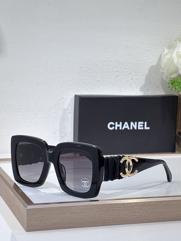CHNL Sunglasses AAAA-5526