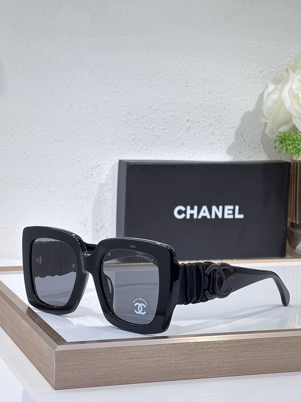 CHNL Sunglasses AAAA-5524