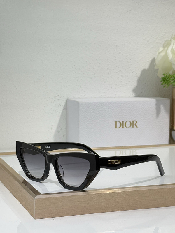 Dior Sunglasses AAAA-3803