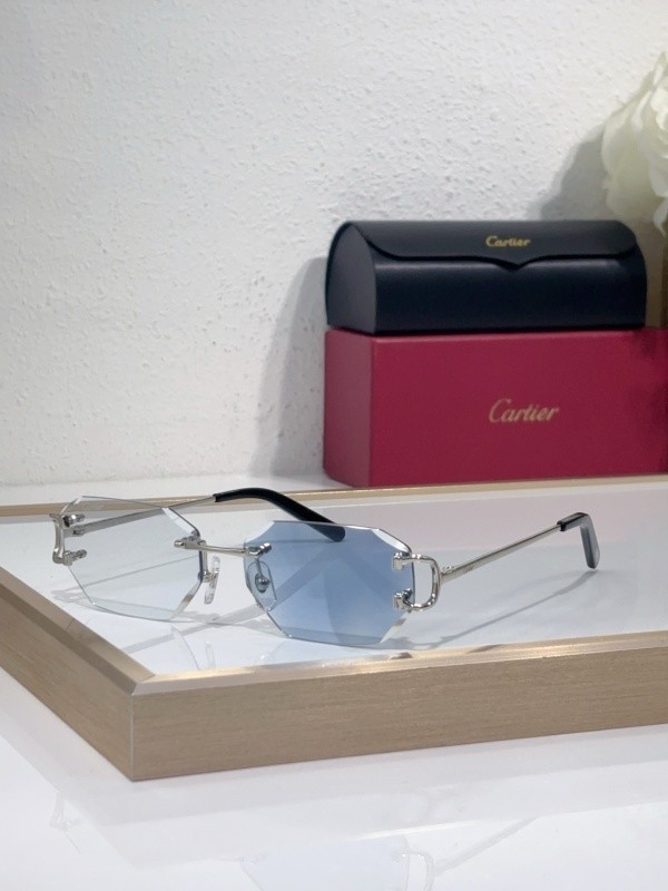 Cartier Sunglasses AAAA-8949
