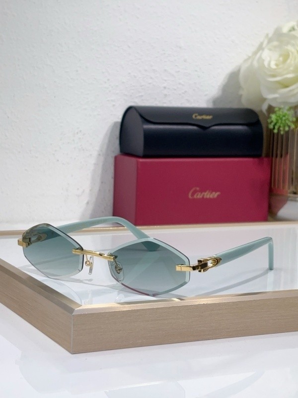 Cartier Sunglasses AAAA-8900