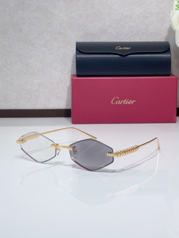 Cartier Sunglasses AAAA-8549
