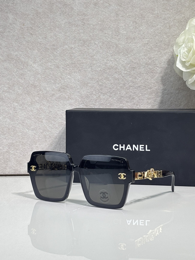 CHNL Sunglasses AAAA-7702