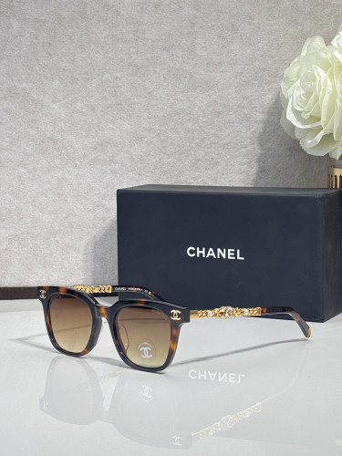 CHNL Sunglasses AAAA-7211