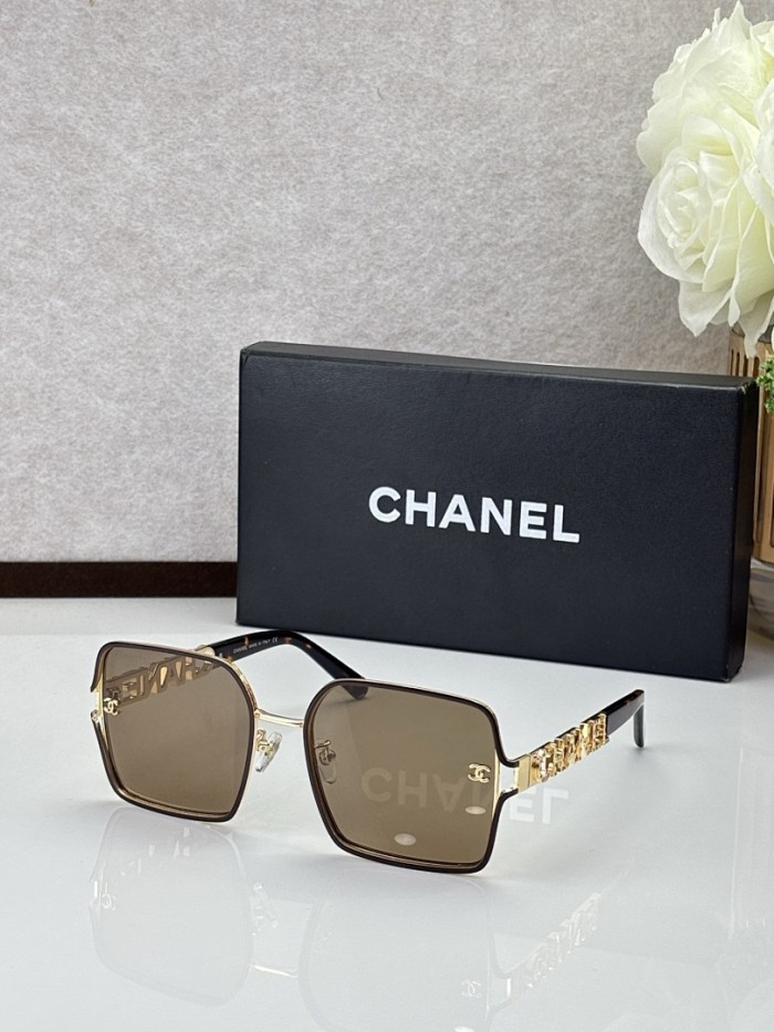 CHNL Sunglasses AAAA-7031