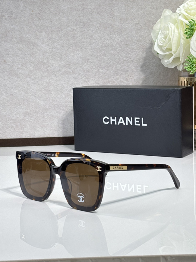 CHNL Sunglasses AAAA-7143