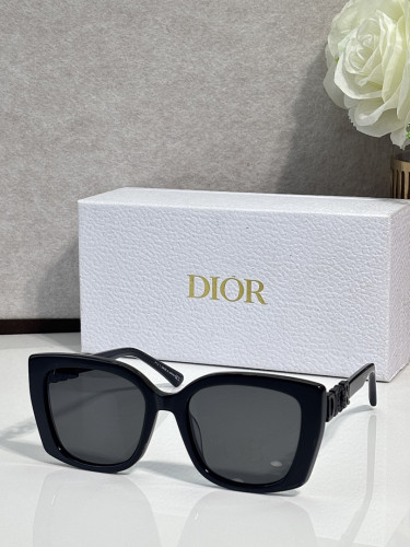 Dior Sunglasses AAAA-4824