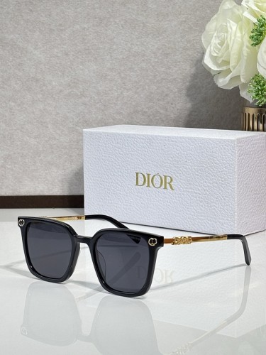 Dior Sunglasses AAAA-4762