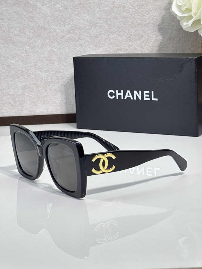 CHNL Sunglasses AAAA-7071