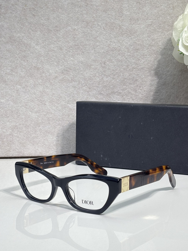 Dior Sunglasses AAAA-4875