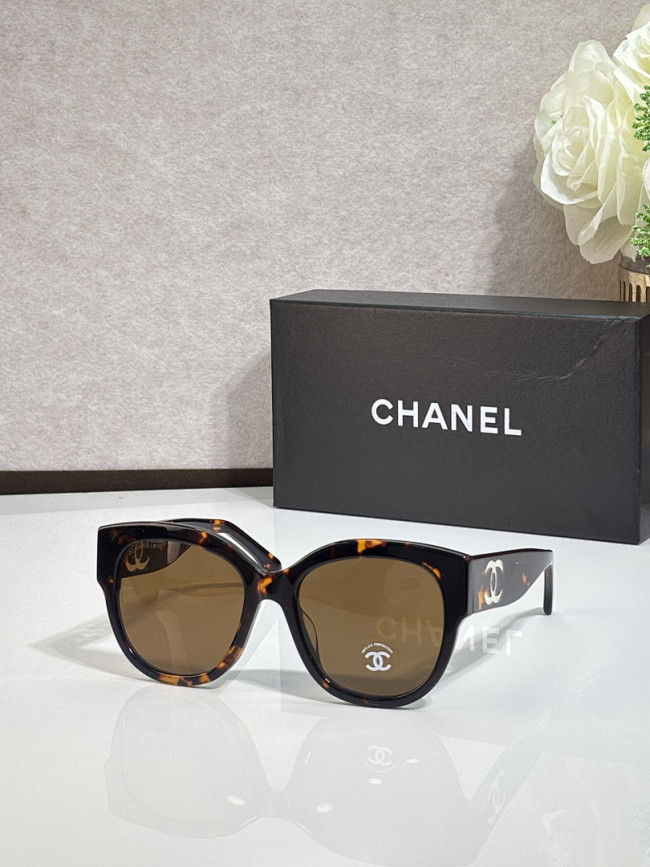 CHNL Sunglasses AAAA-7041