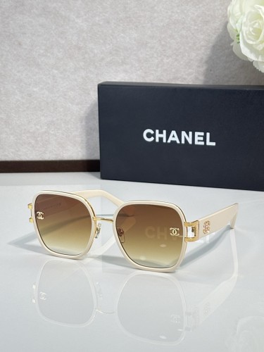 CHNL Sunglasses AAAA-6884