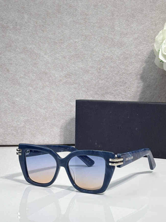 Dior Sunglasses AAAA-4910