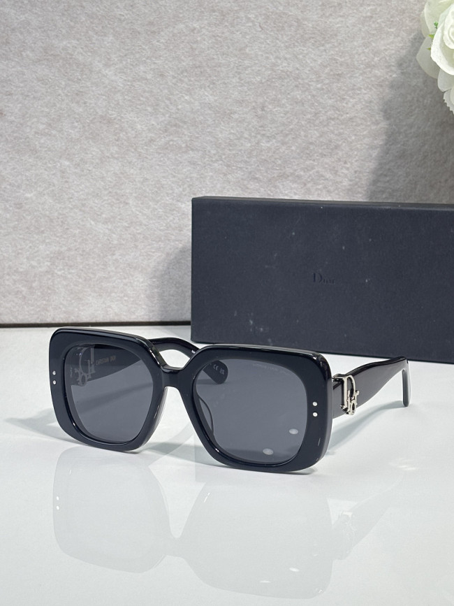 Dior Sunglasses AAAA-4988