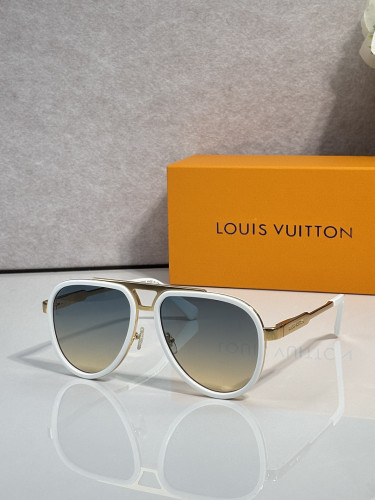 LV Sunglasses AAAA-7846