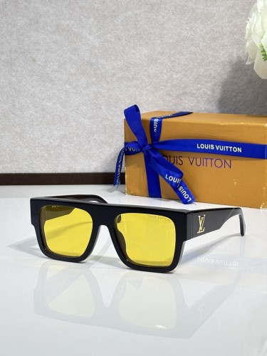 LV Sunglasses AAAA-7643