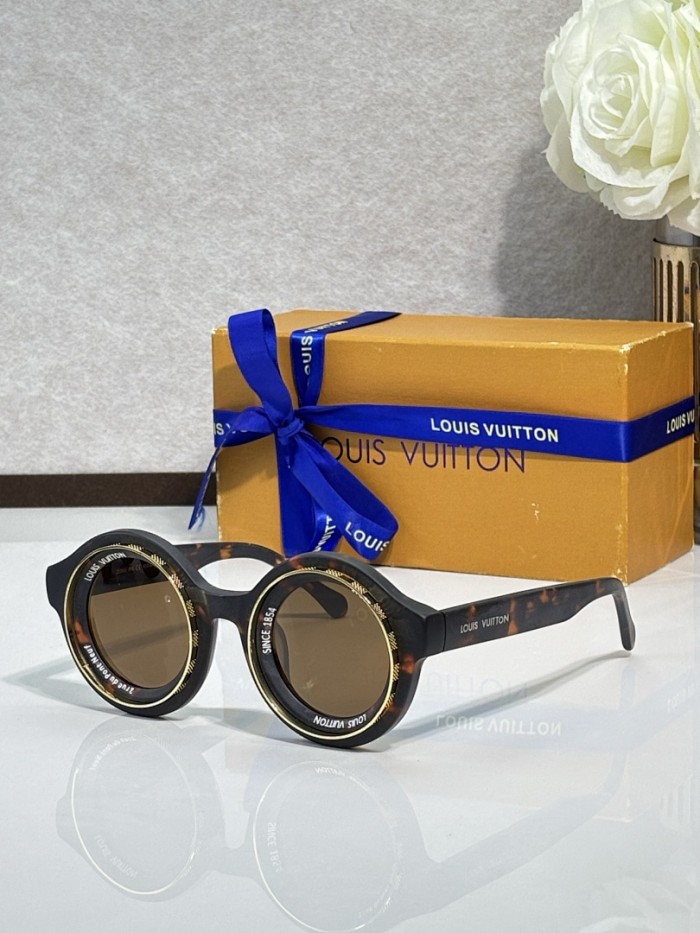 LV Sunglasses AAAA-7623