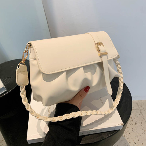 Net red popular bag women, 2022 new spring and summer trendy fashion messenger bag, simple ins casual shoulder and armpit bag