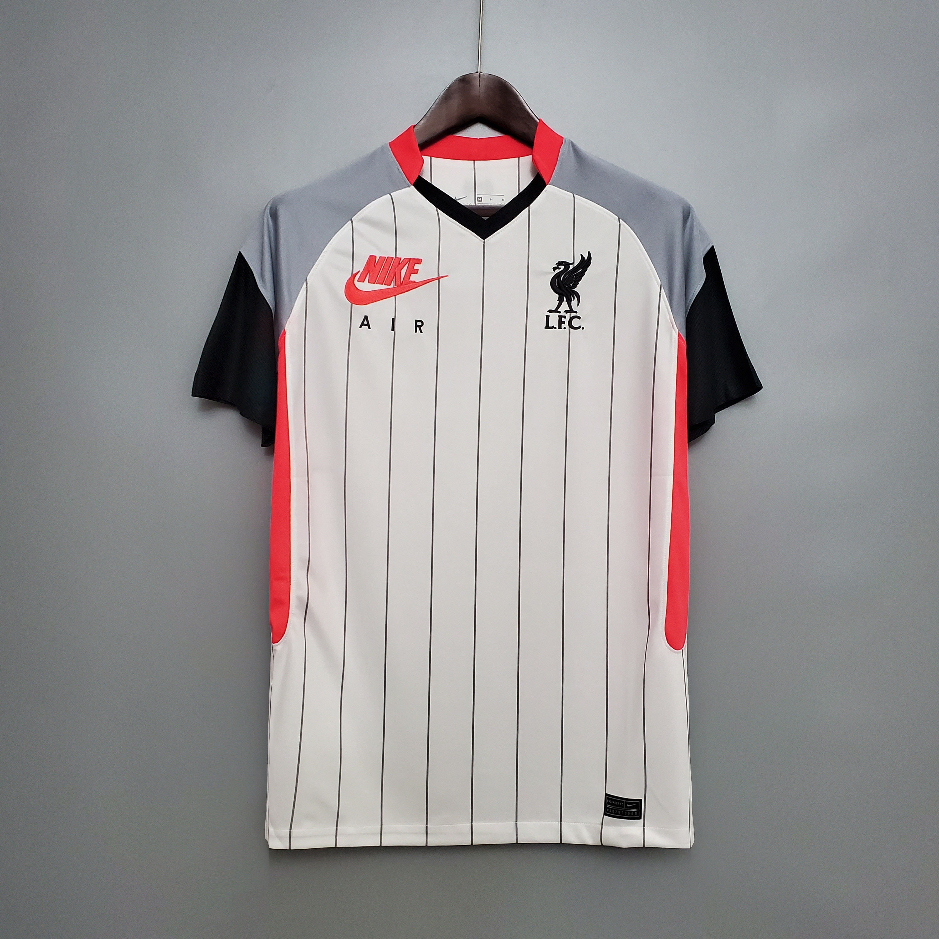 jersey liverpool air max