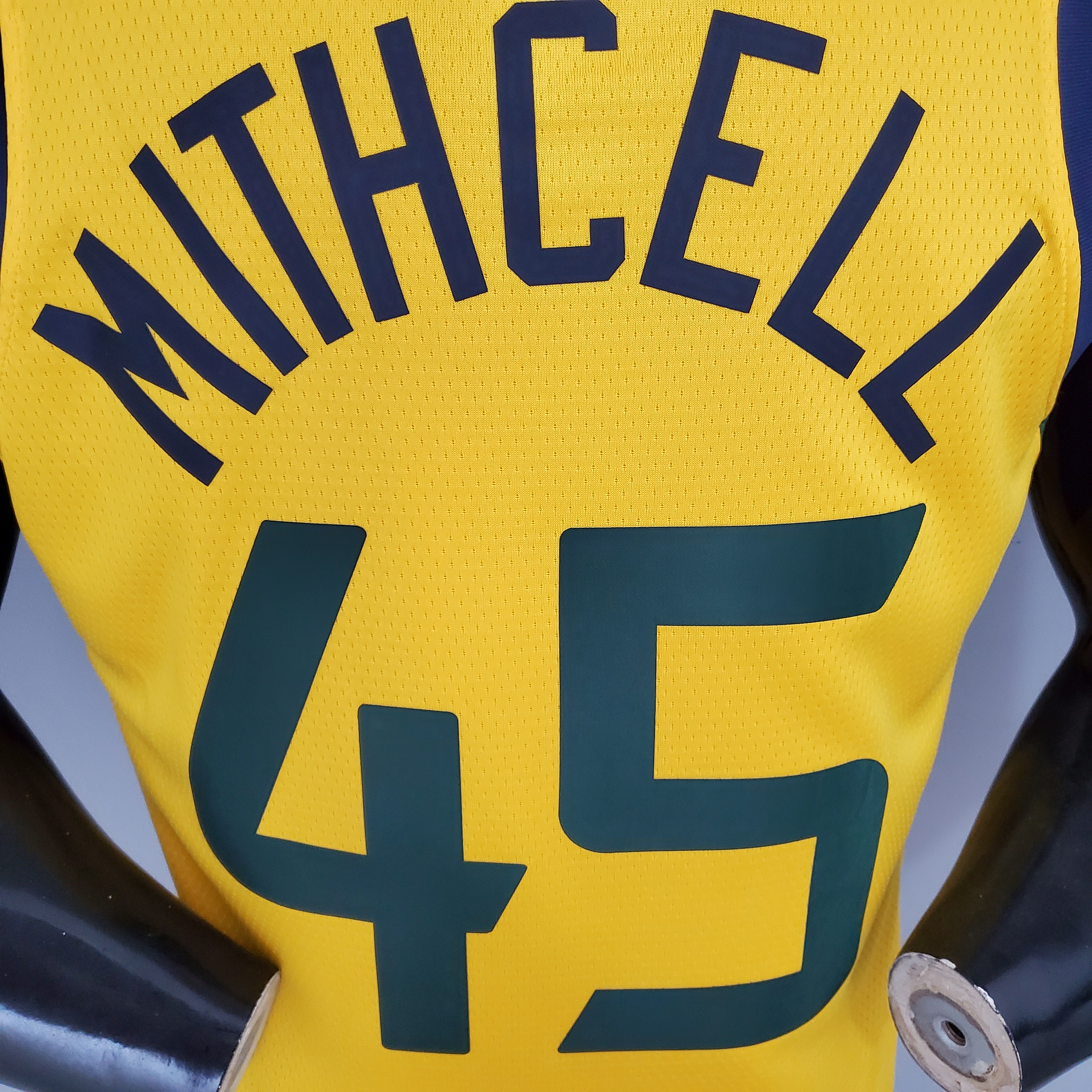 donovan mitchell jersey yellow