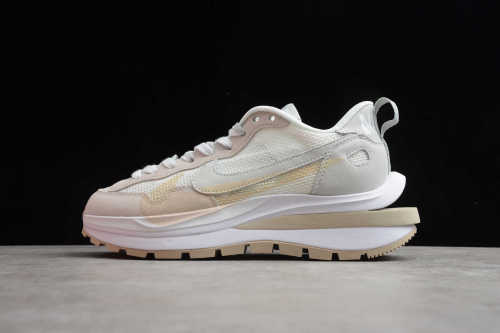Nike LDWaffle Sacai Light Gray/Off-White