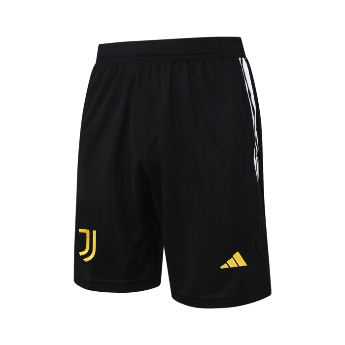 Juventus Training Jersey 23/24