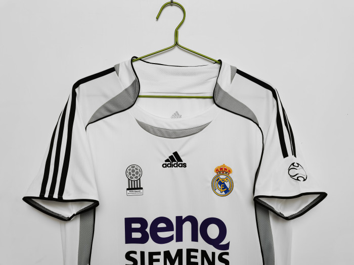 Real Madrid Home Retro Jersey 2006/07