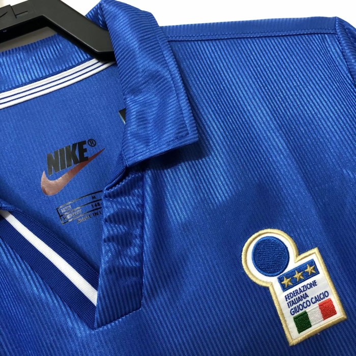 Italy Retro Home Jersey 1998