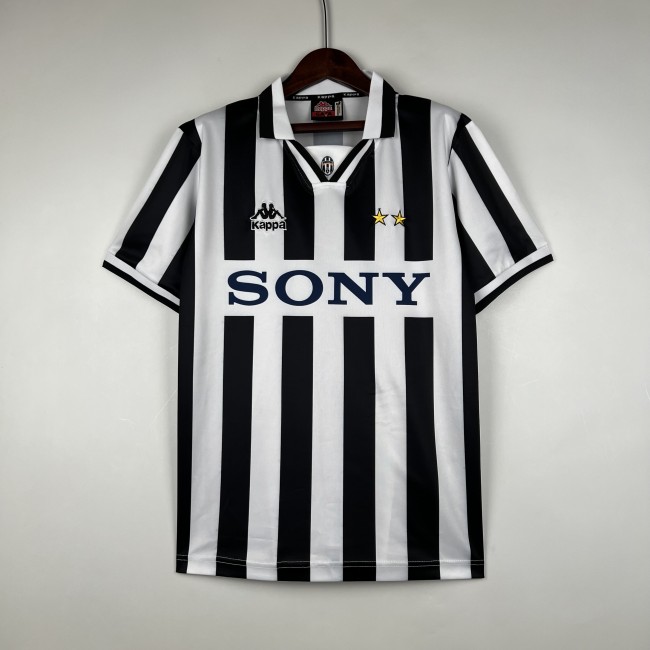 Juventus Home Retro Jersey 1995/96