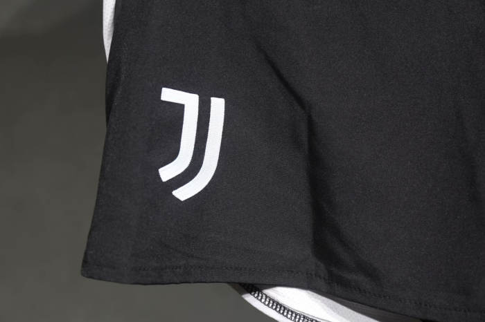 Juventus Home Player Shorts 24/25