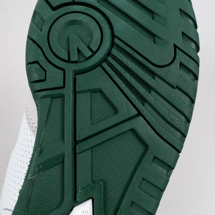 550 White Green