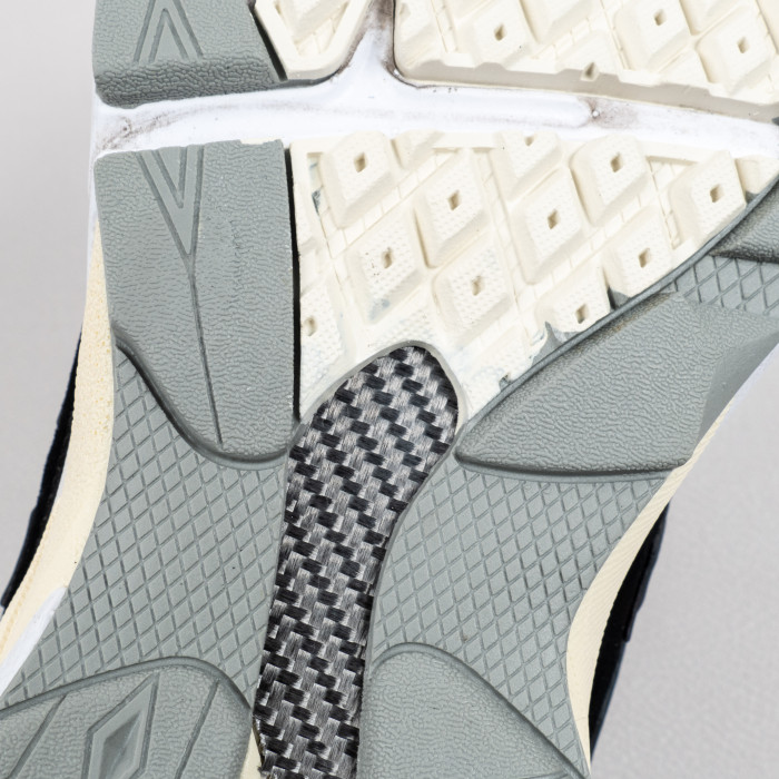 V3 Kith Genesis